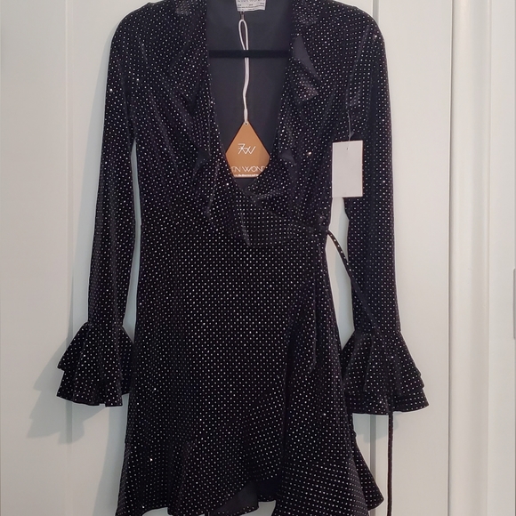 SEVEN WONDERS / 6 / Velvet Wrap Dress - Picture 2 of 5